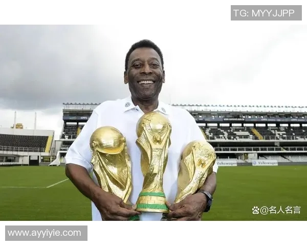 全球足球俱乐部历史上十位最具影响力与传奇色彩的球星盘点